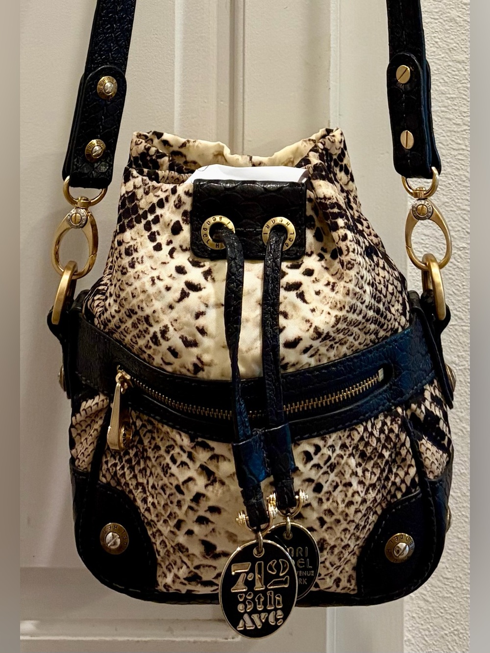HENRI BENDEL Snake Print Drawstring Crossbody Black & Beige (Rare/HTF/Vintage)